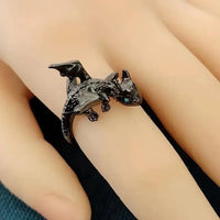 Men's Stylish Dragon Ring - Bear Hugs