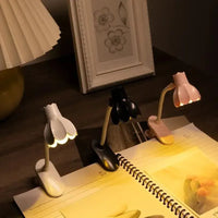 Petal-Shaped LED Clip-On Book Light - Bear Hugs