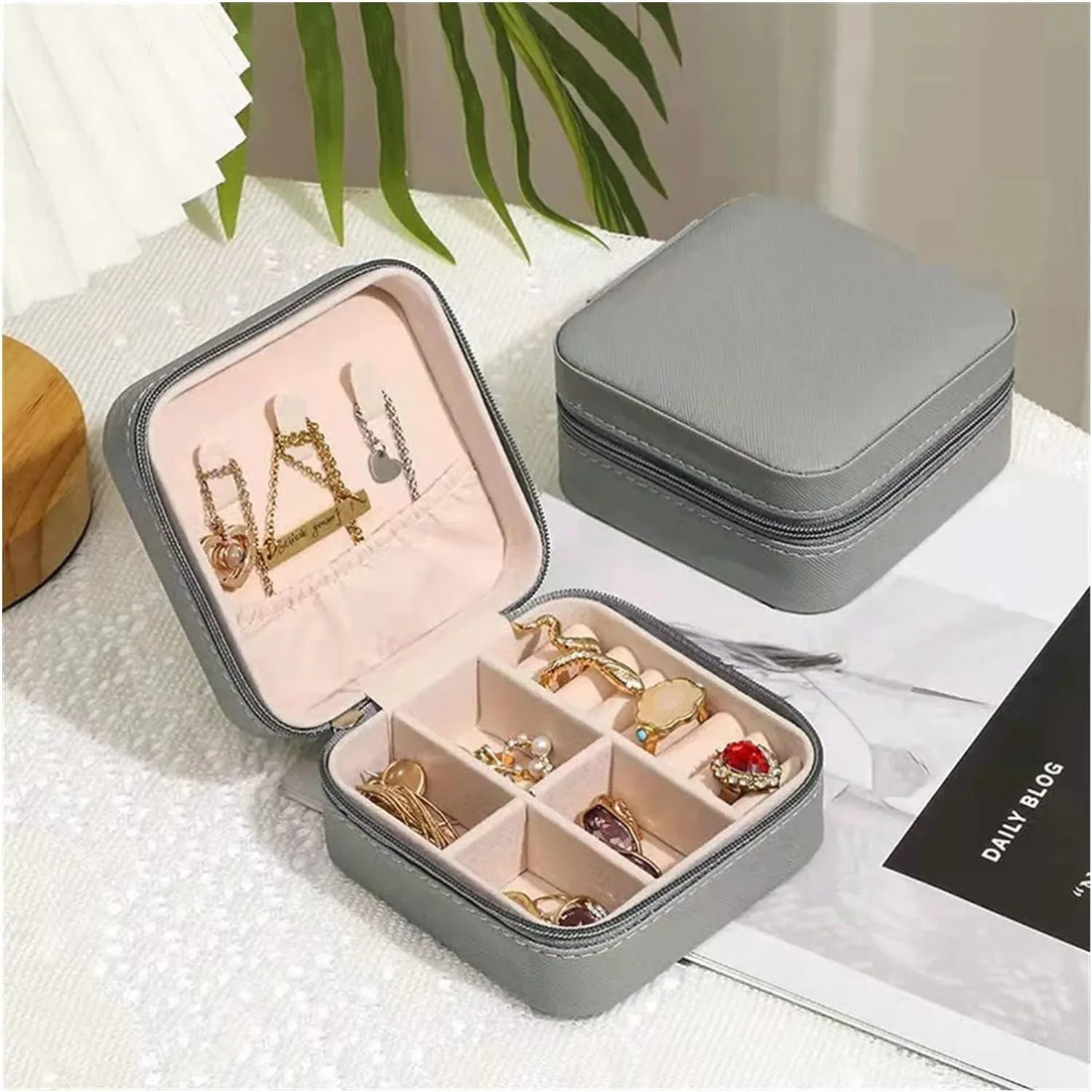 Compact Jewellery Organizer