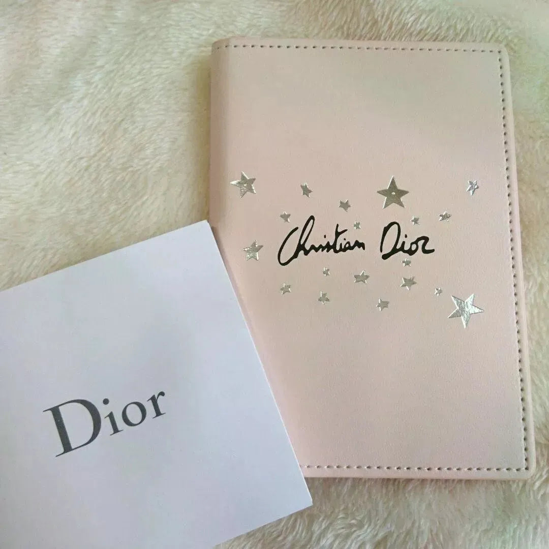 Luxury D Couple Passport Holder