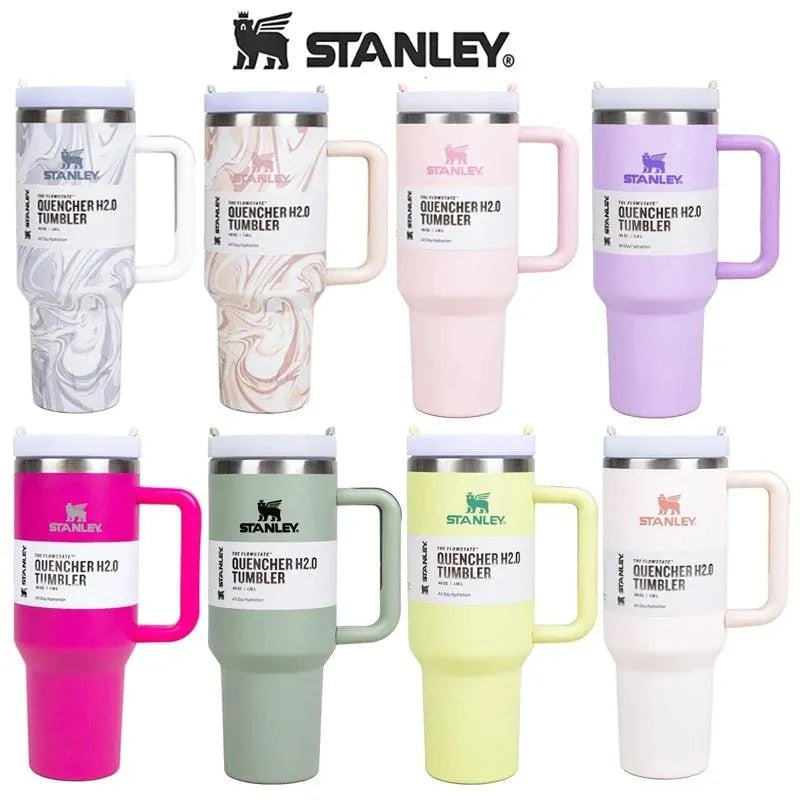 Stanley Quencher H2.0 Stainless Steel Vacuum Insulated Tumbler (30 oz/40 oz) - Bear Hugs