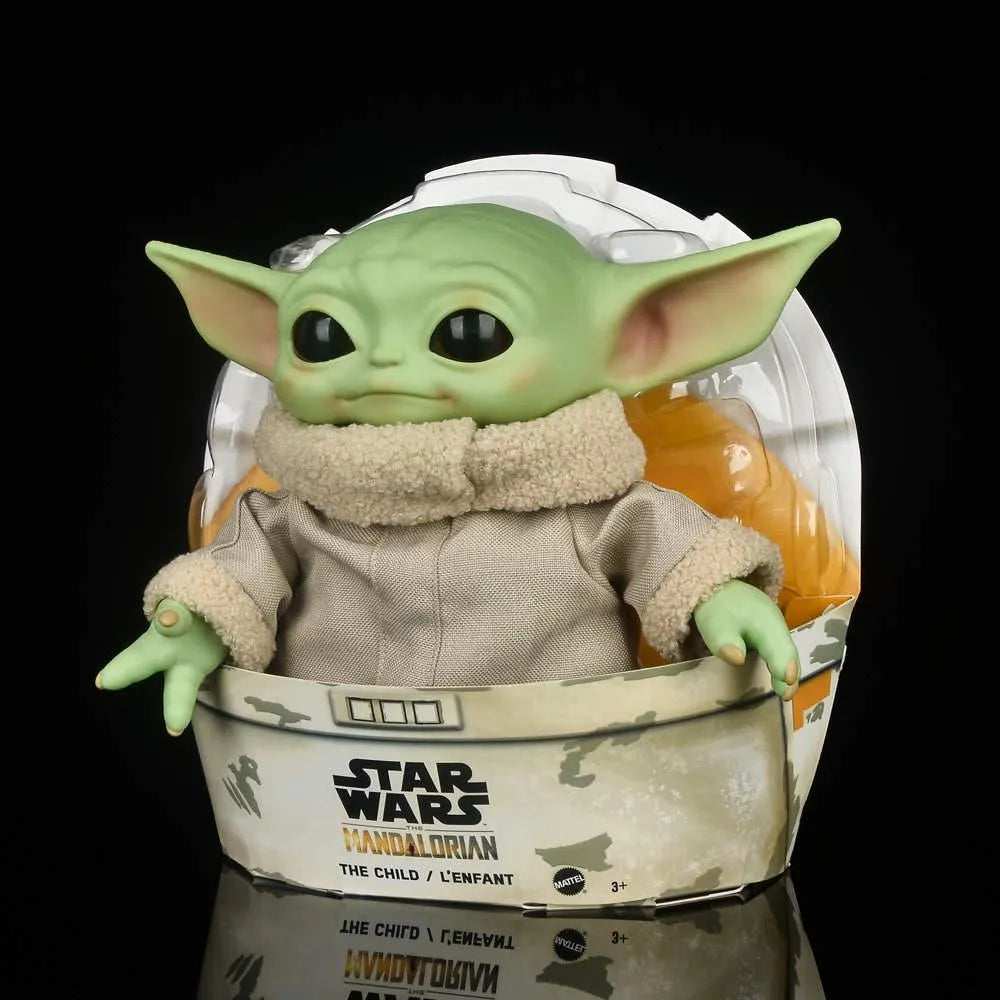 Star Wars Baby Yoda Figurine - Bear Hugs