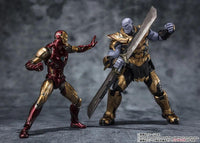 Thanos and Iron Man Endgame Figurines - Bear Hugs