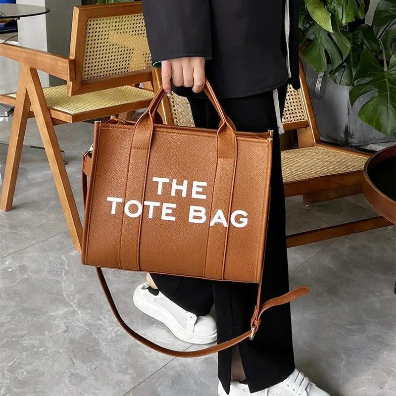 The Minimalist Tote Bag - Bear Hugs