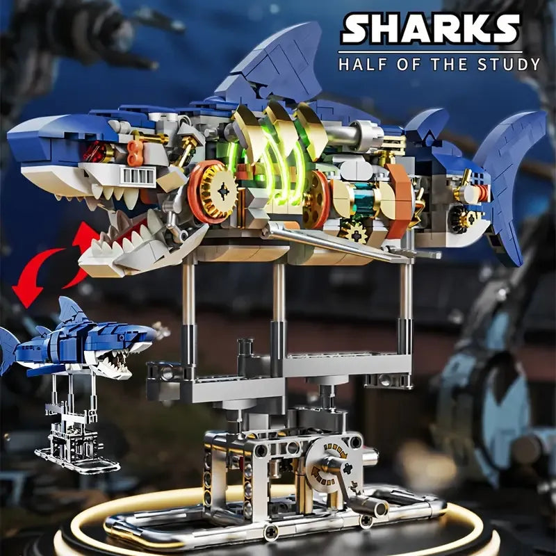 Jaw-some Shark Building Set (687 Pcs)