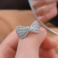 Exquisite Bow Zirconia Ring