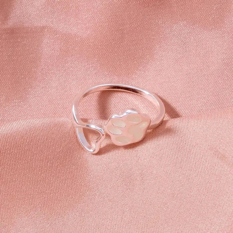 Luminous Cat Claw Ring