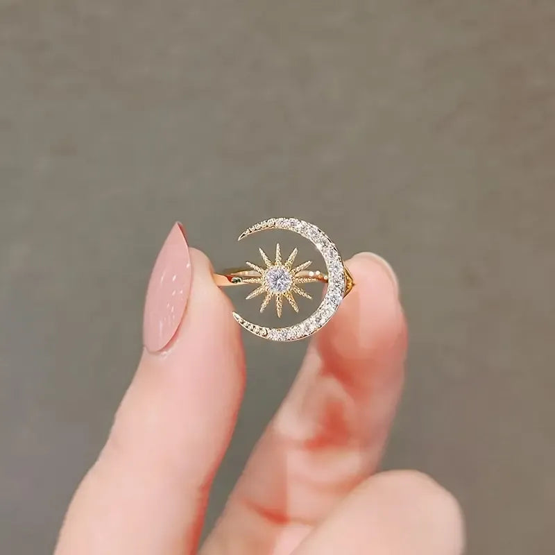 Charming Moon & Sun Ring