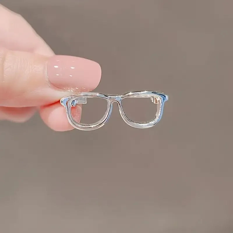 Unique Square Shaped Glasses Ring