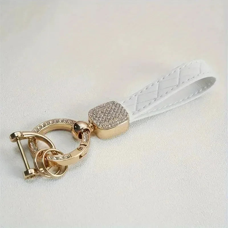 D Luxe Diamond Dazzle Keychain