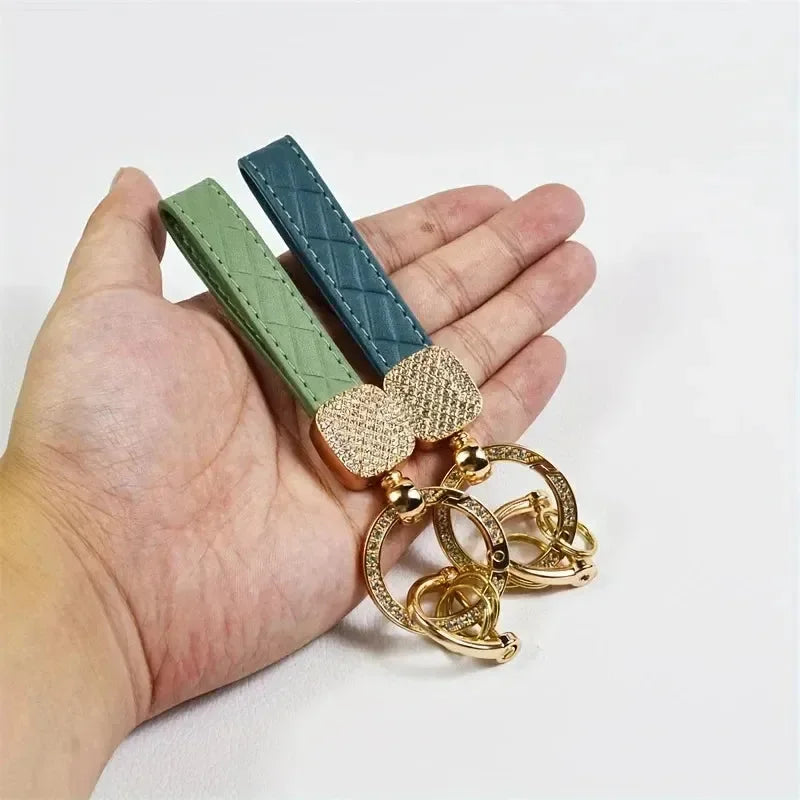 D Luxe Diamond Dazzle Keychain
