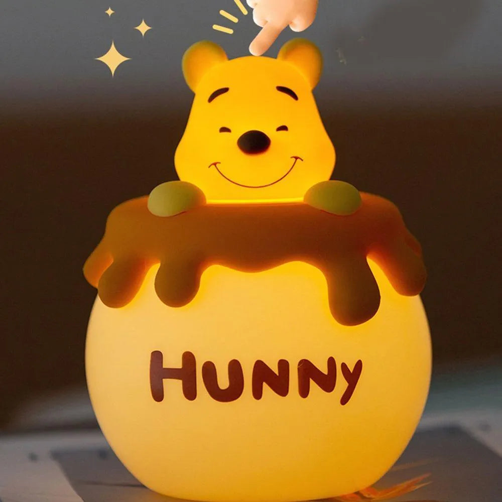 Winnie The Pooh Hunny Night Lamp - Bear Hugs